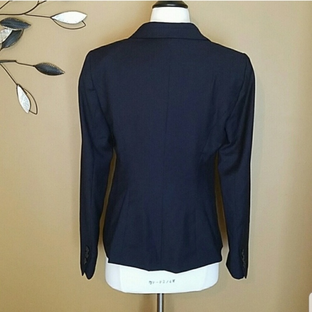 The Limited Collection Navy Blazer - Picture 4 of 4